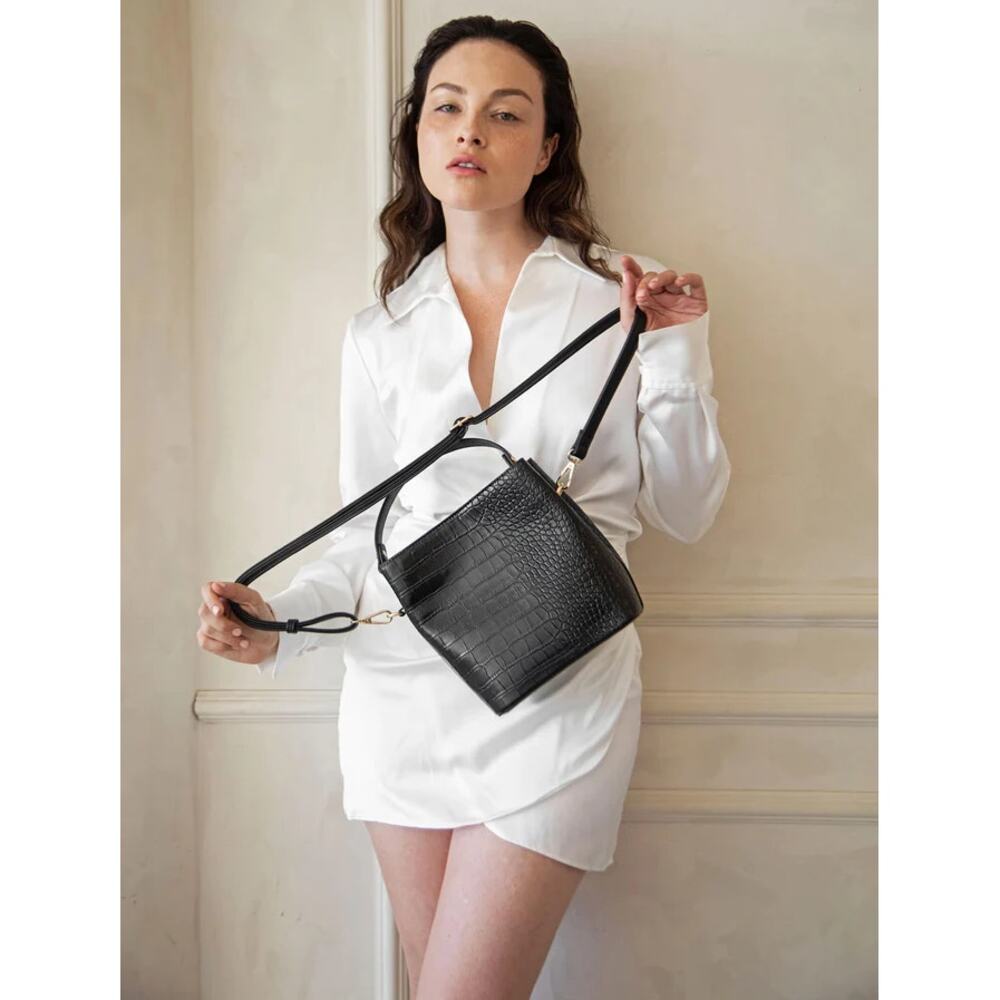 New ~ AOTA ~ Elena Croc Top Handle Bucket Bag